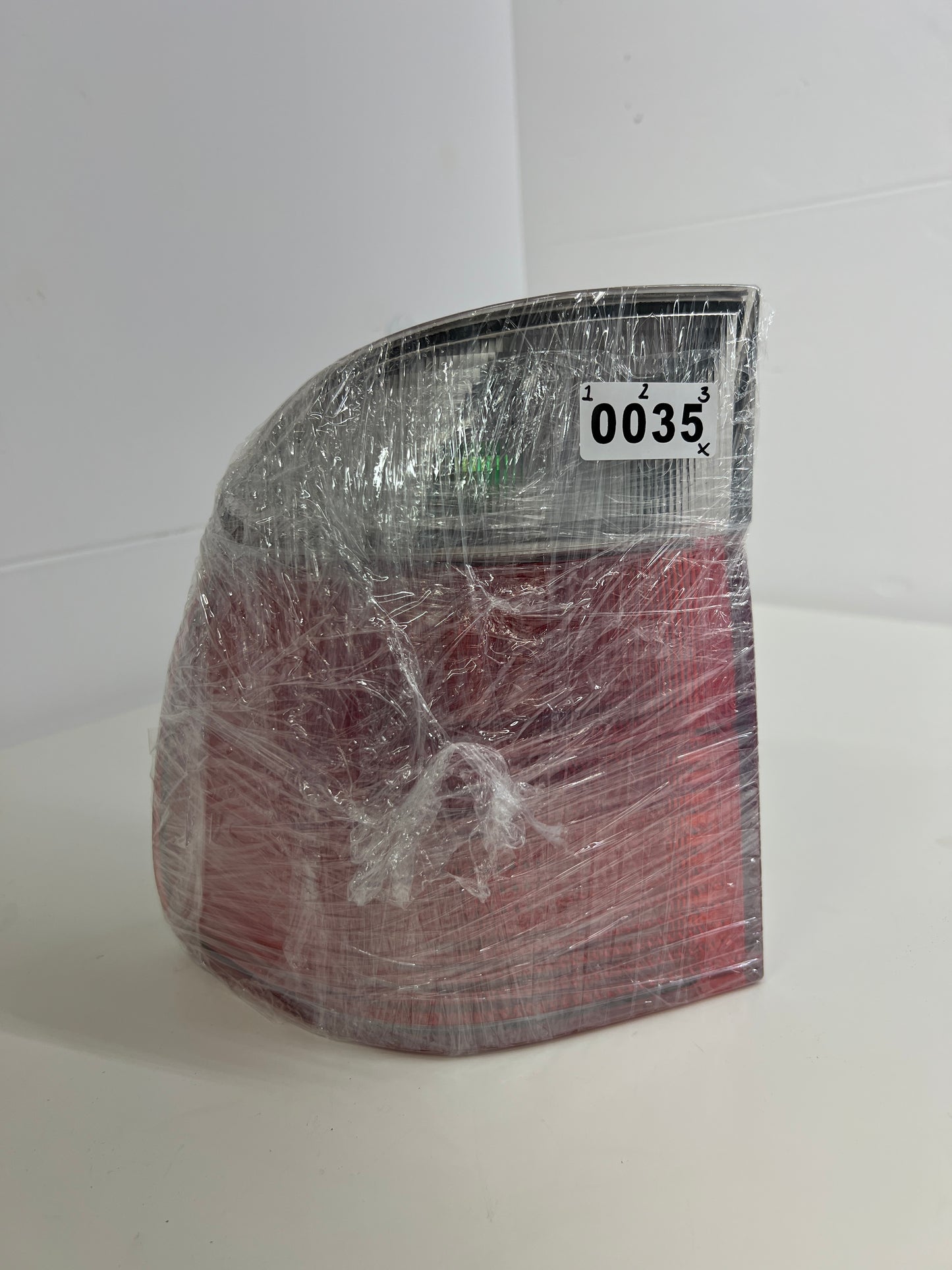 Bmw 5 Series E39 - Rear Light