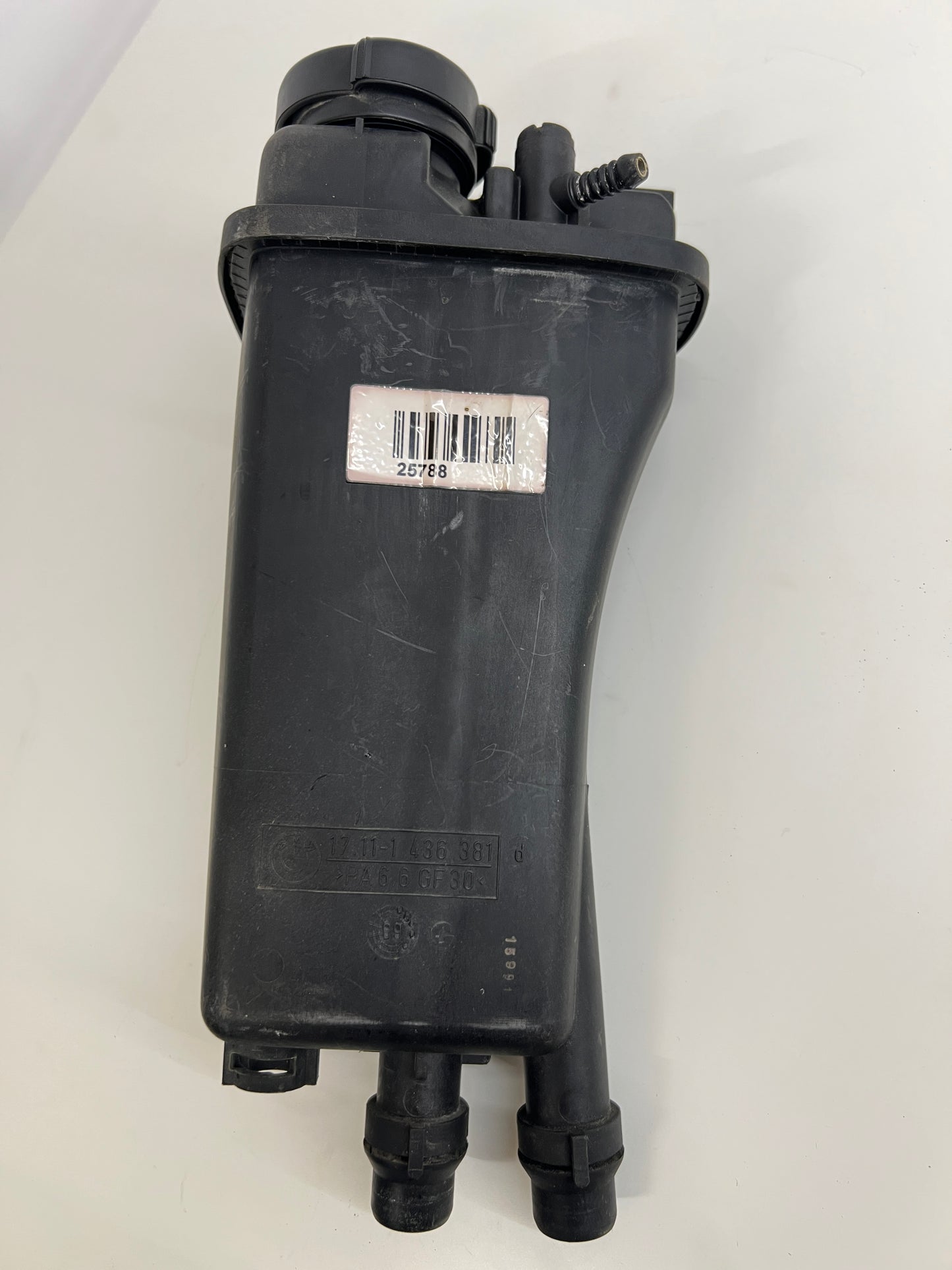 Bmw 5 Series E39 - Expansion Tank
