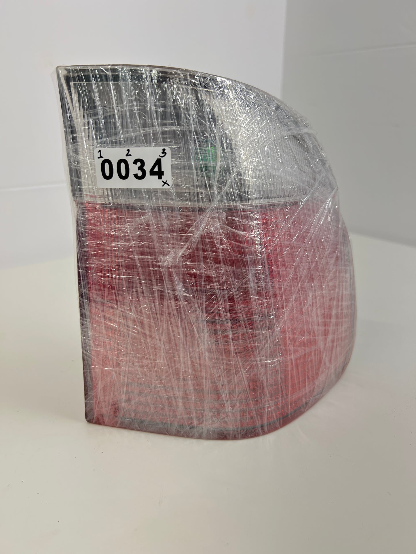 Bmw 5 Series E39 - Rear Light