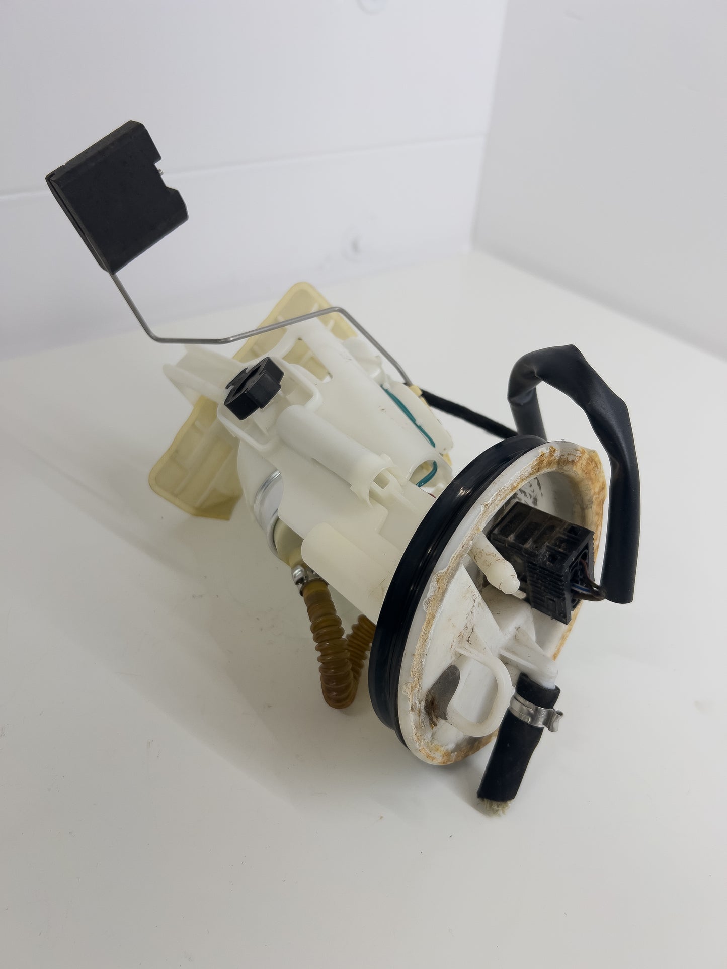 Bmw 3 Series E46 - Fuel Pump Unit