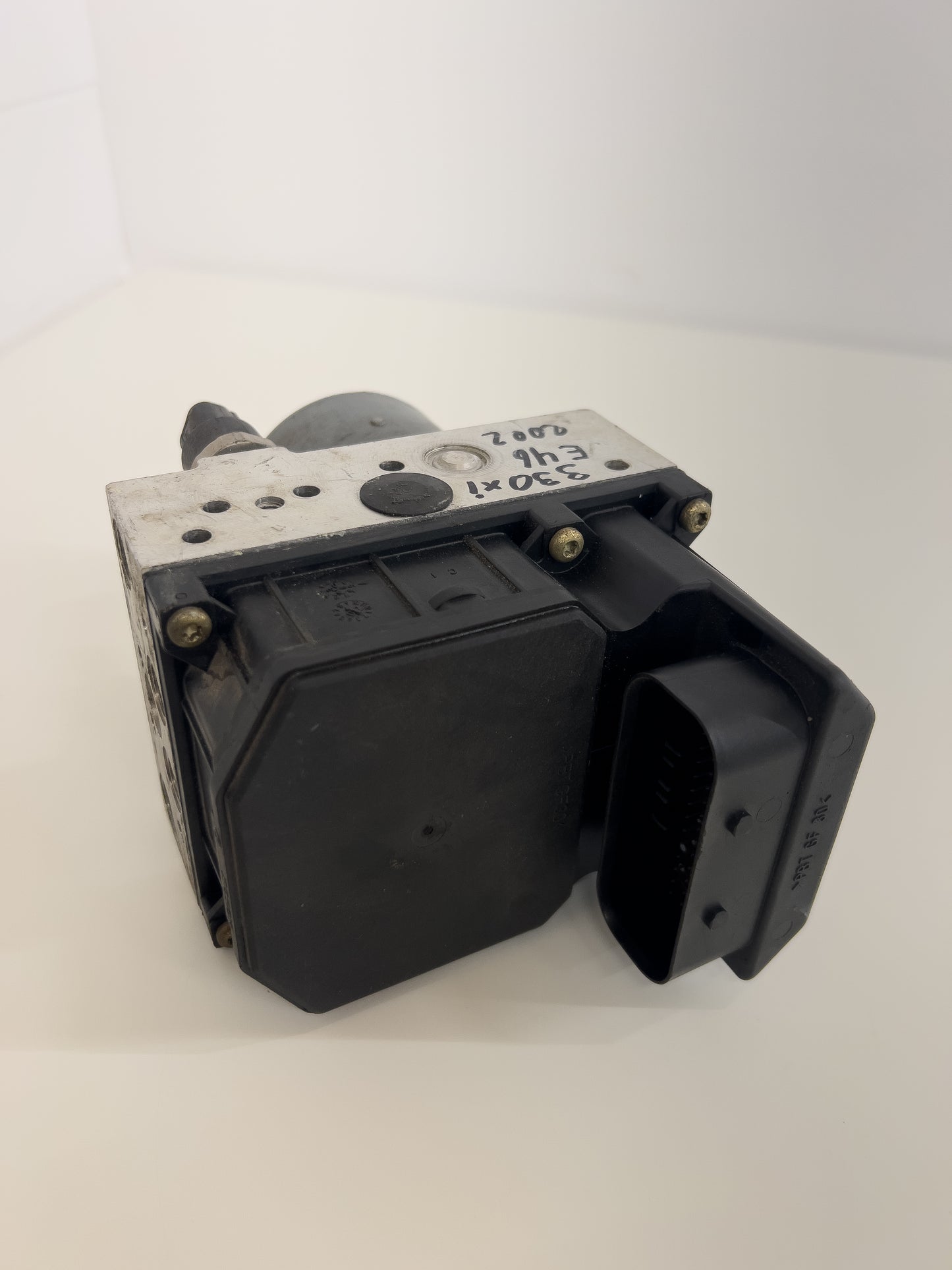 Bmw 3 Series E46 -  ABS Pump & DSC Control
