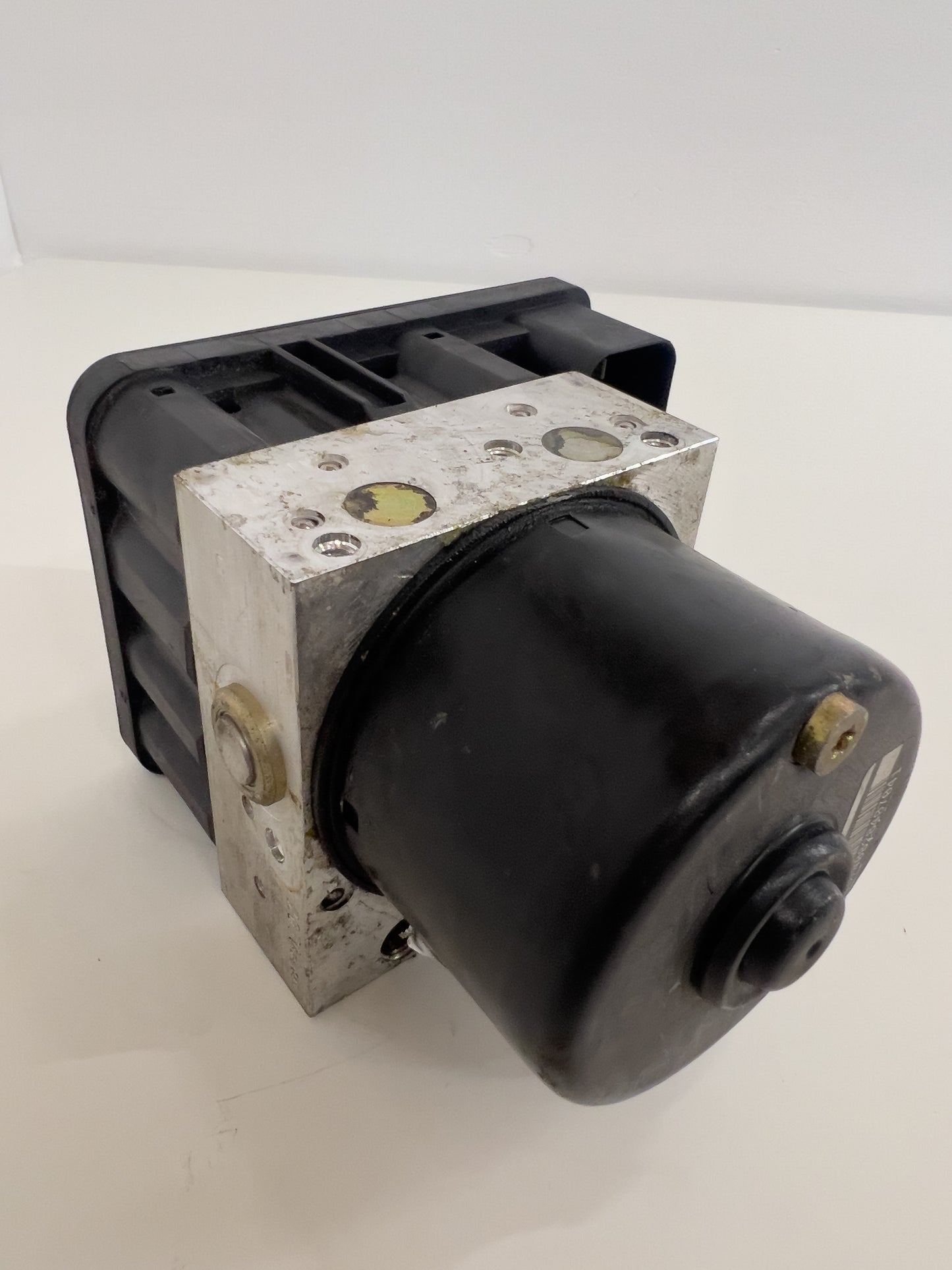 Bmw 3 Series E46 -  ABS Pump & DSC Control
