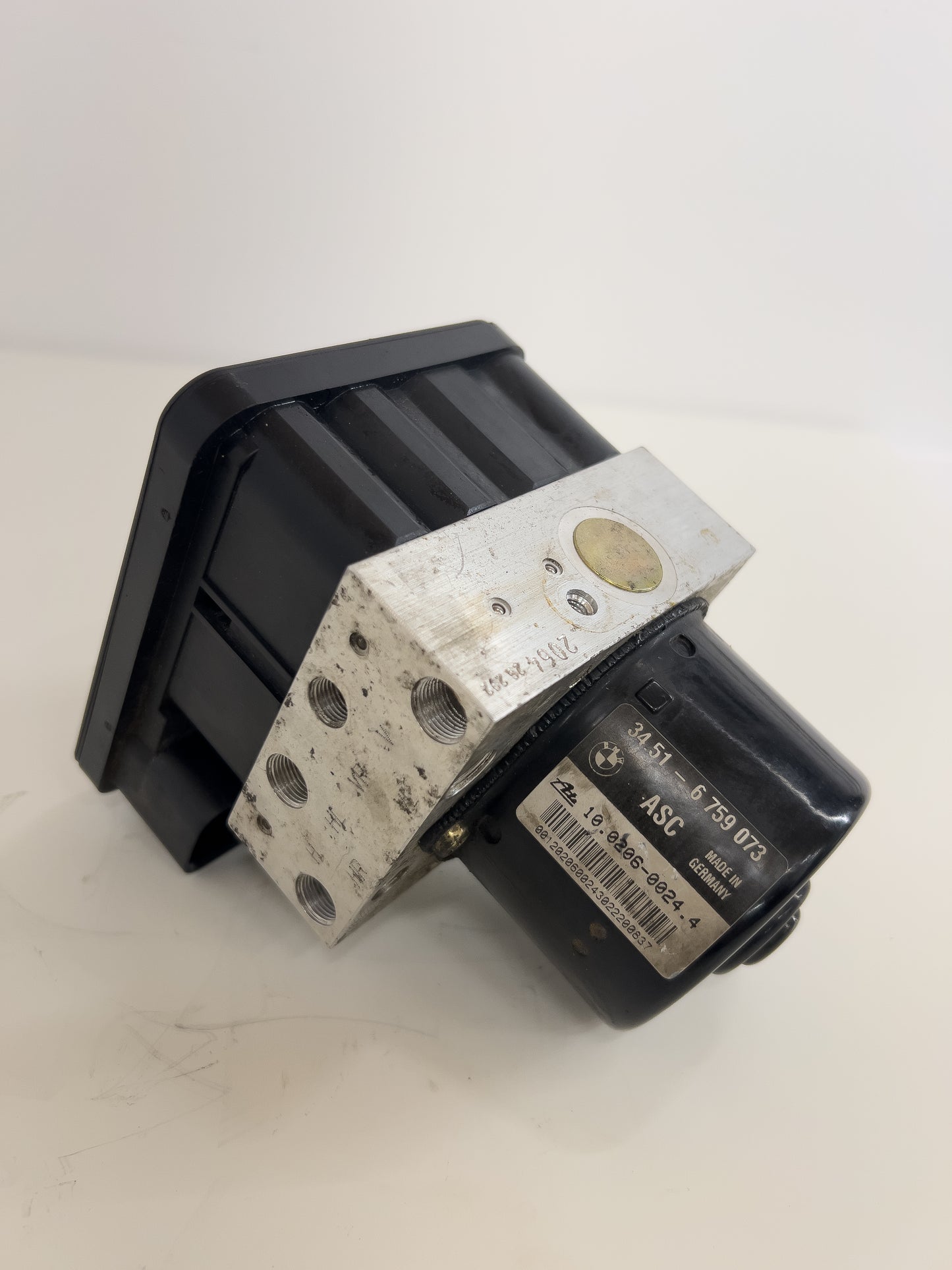 Bmw 3 Series E46 -  ABS Pump & DSC Control