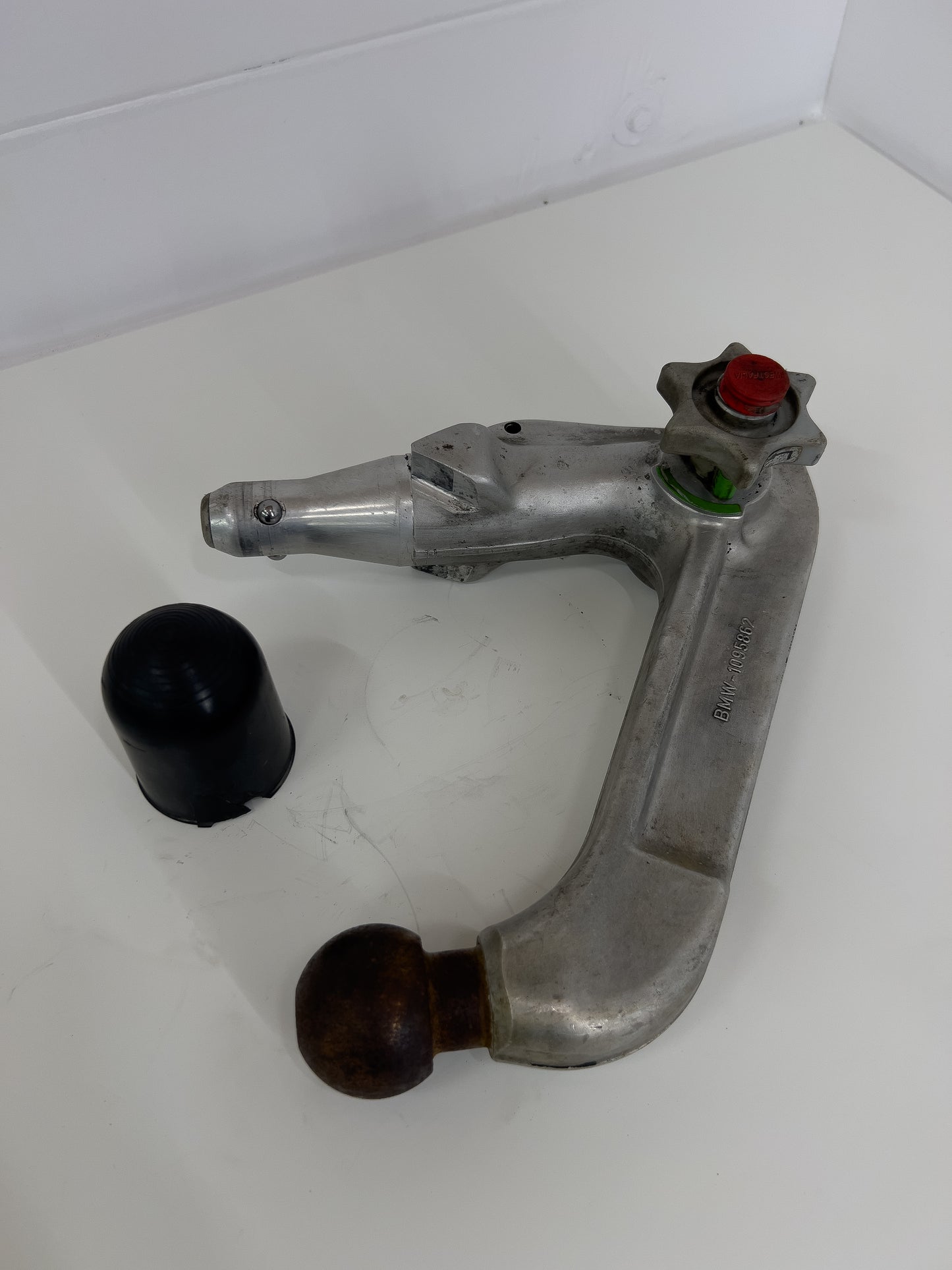 Bmw 3 Series E46 -  Removable Towing Hitch Westfalia