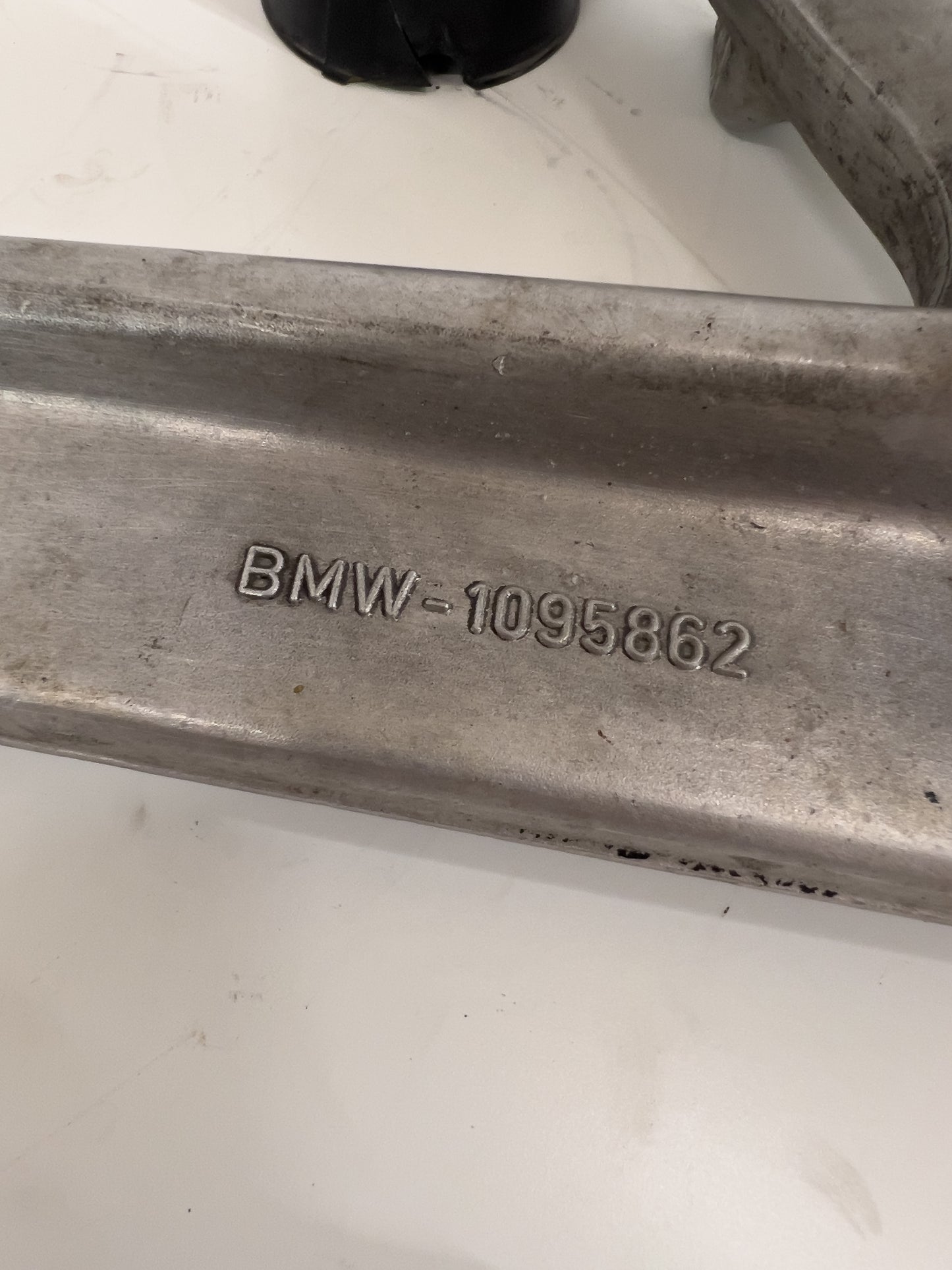 Bmw 3 Series E46 -  Removable Towing Hitch Westfalia