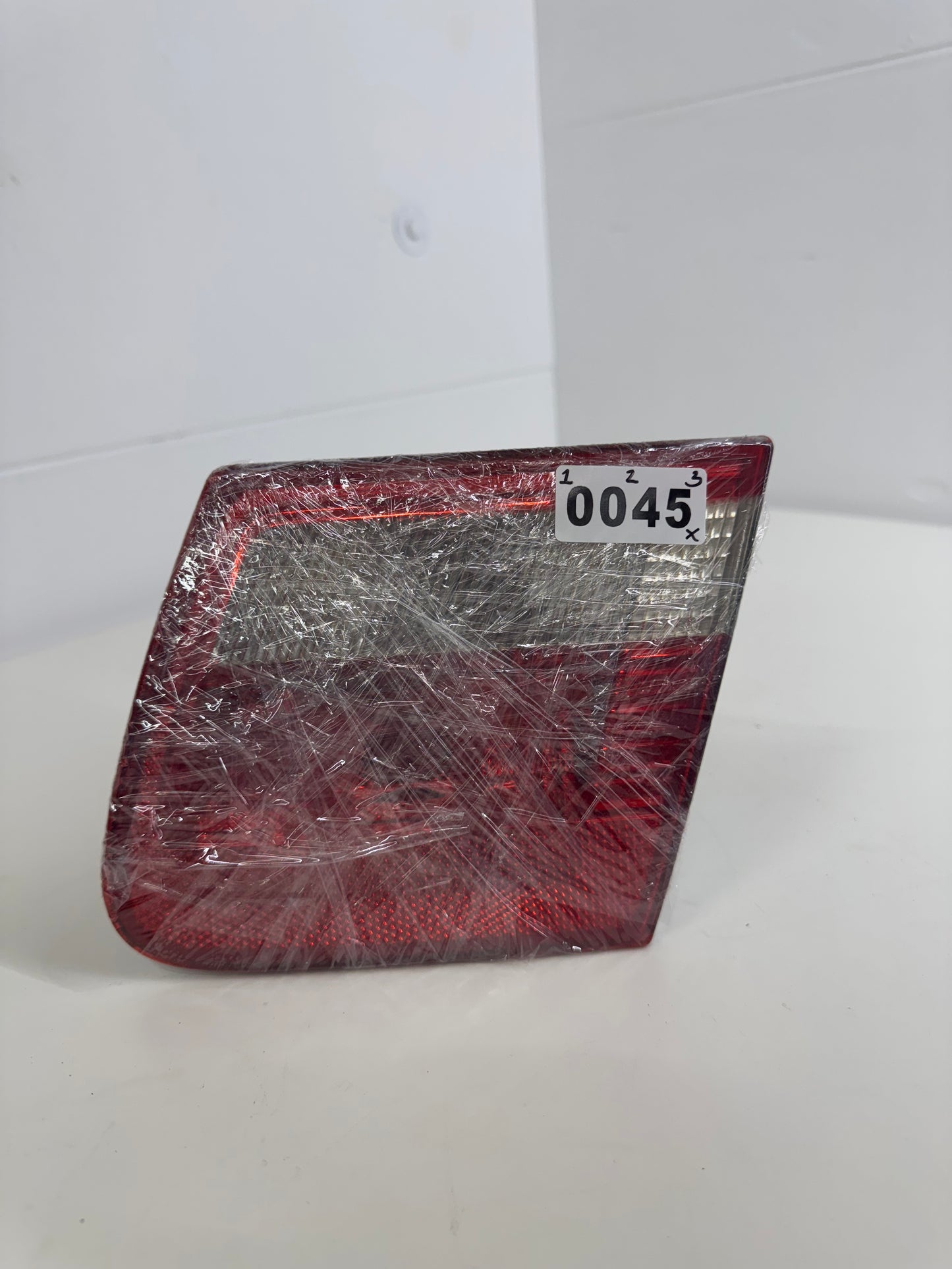 Bmw 3 Series E46 - Rear Light