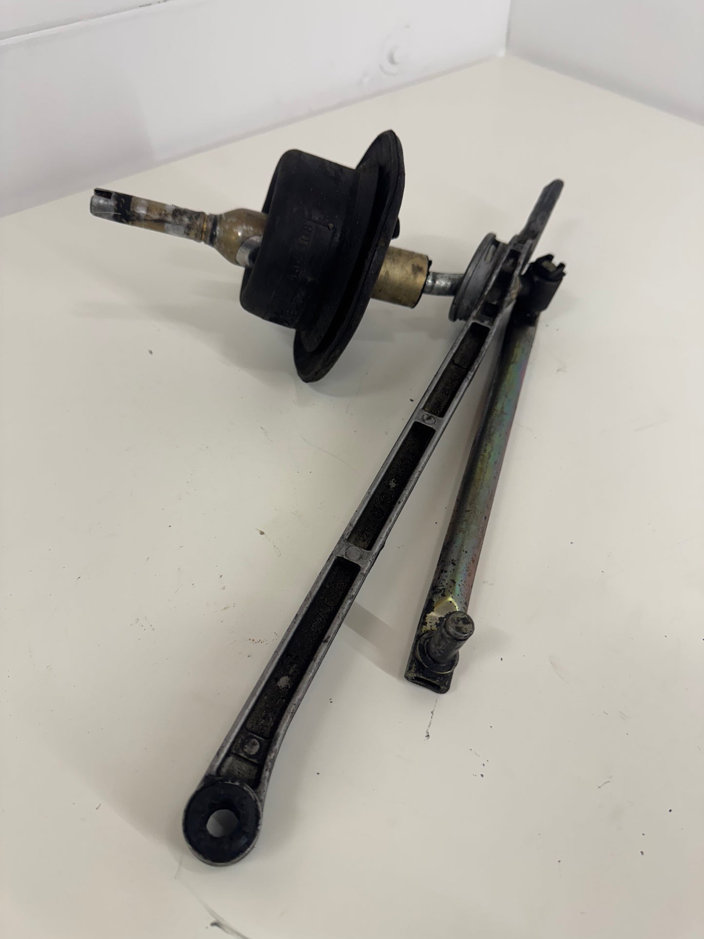 Bmw 3 Series E46 - Gearbox linkage