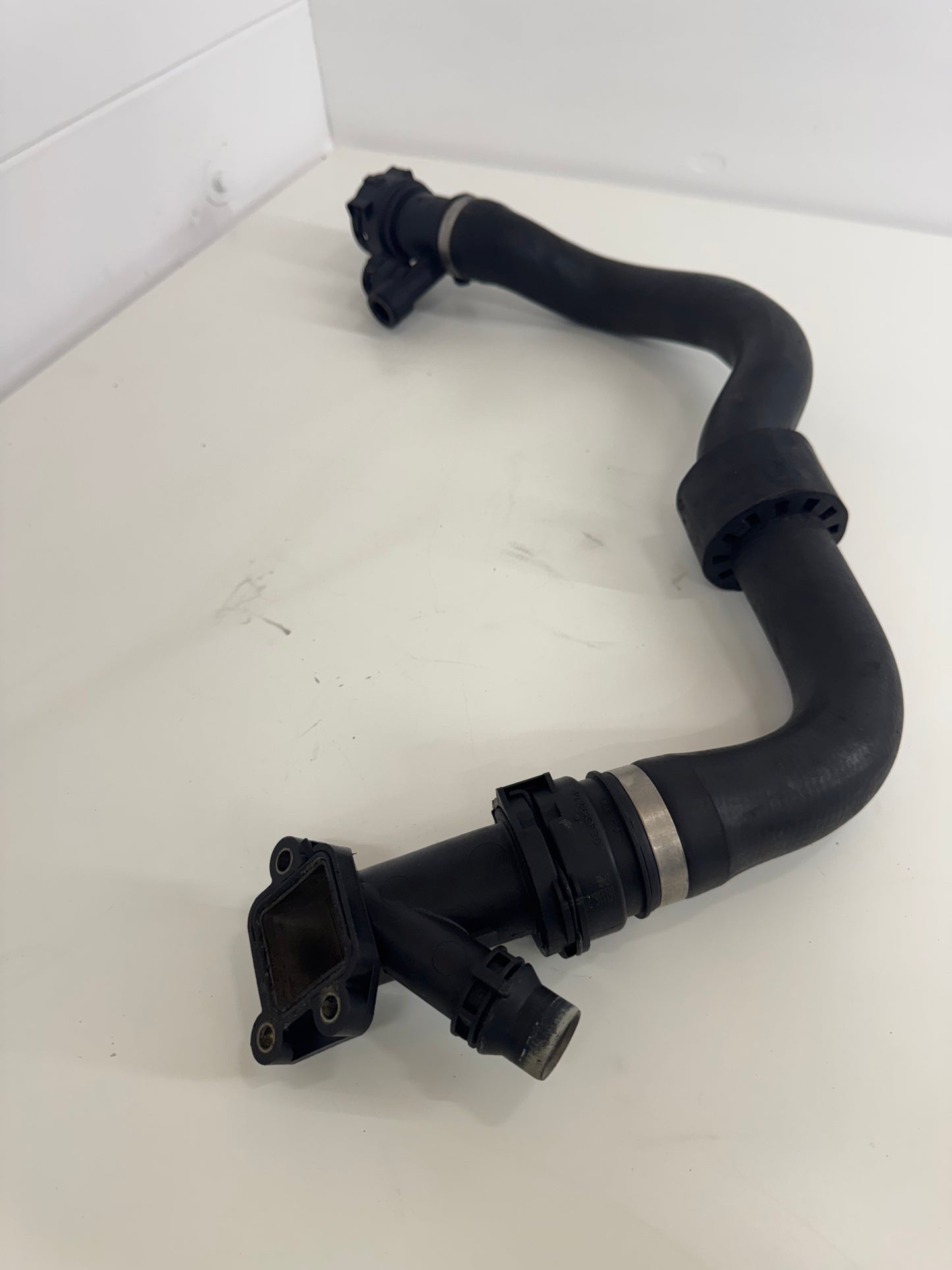 Bmw 3 Series E46 - Coolant Pipe
